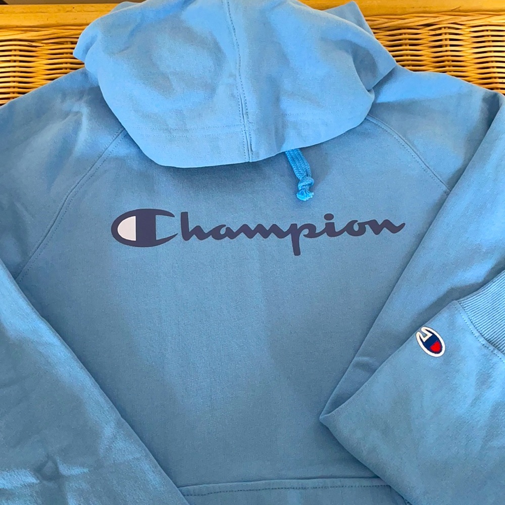 Champion sweatshirt (Women’s)